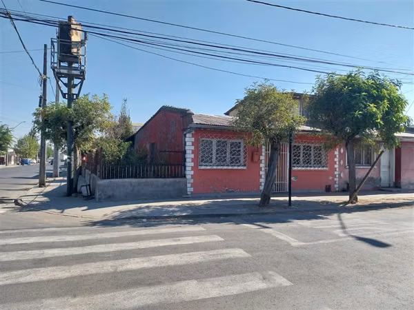 Casa en venta de 2 dorm. en Lo Espejo