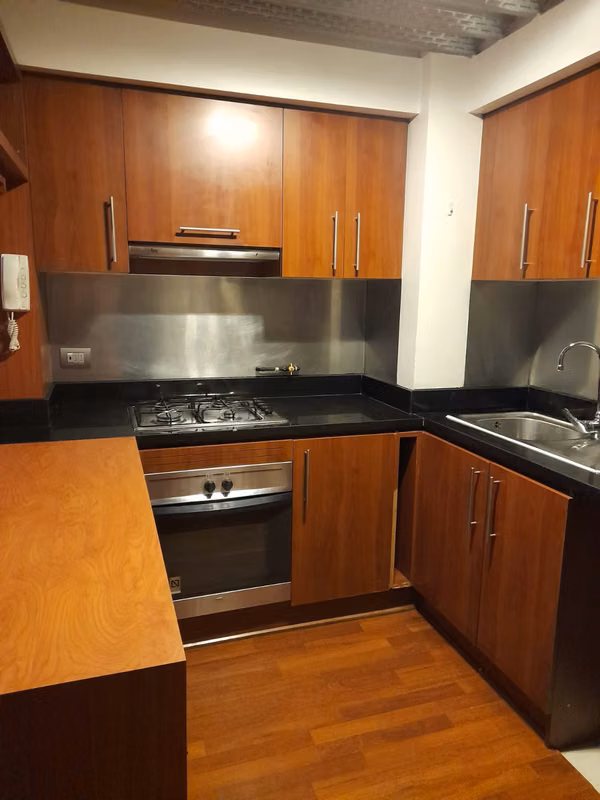 Se Vende Excelente Loft, Bodega, A Pasos Metro Manuel Montt