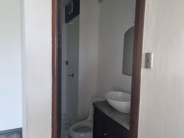 Depto en arriendo / metro Rondizoni 2D + 2B