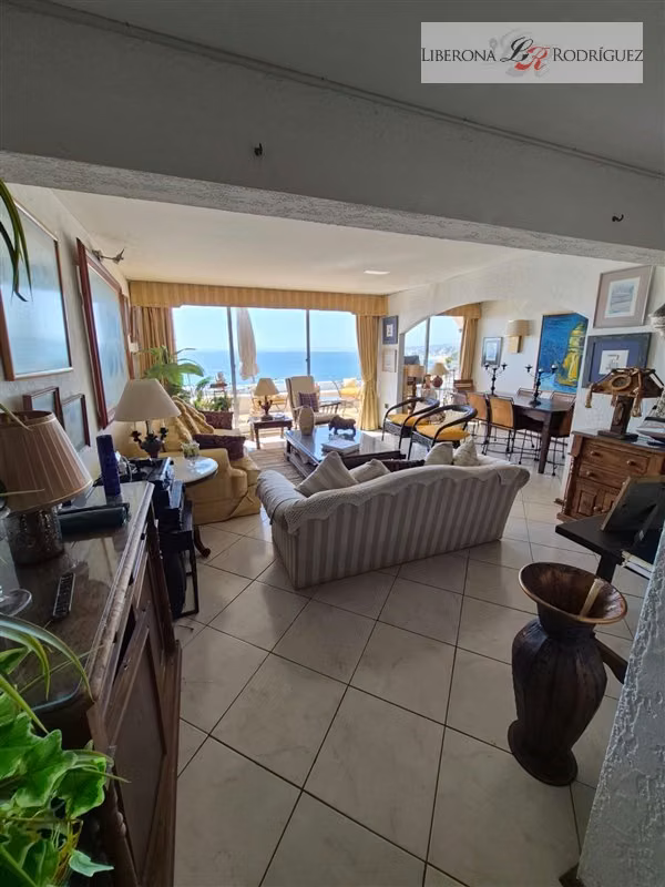 Departamento en venta de 4 dorm. en Concón