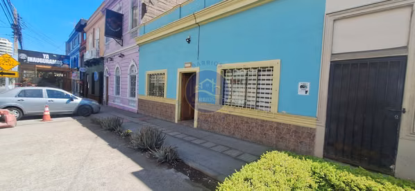  Casa doble 8H en venta, Salvador Reyes