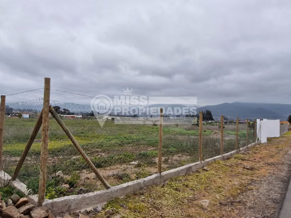 VENDE PARCELA EN CONDOMINIO VISTABELLA - ENTORNO NATURAL