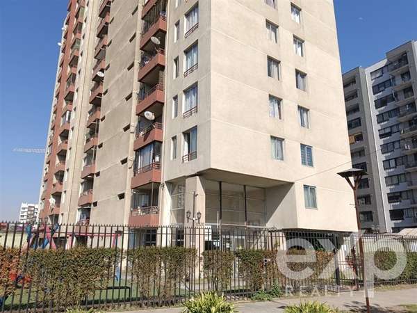 Departamento en venta de 3 dorm. en La Cisterna