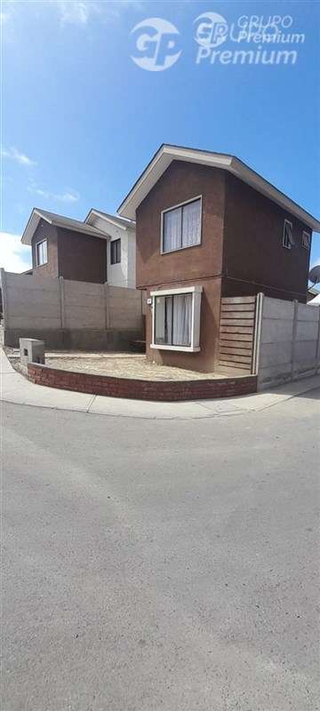 Casa en venta de 3 dorm. Agradable Condominio Coquimbo