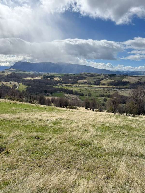 Parcela 1,1ha en sector 6 lagunas Coyhaique