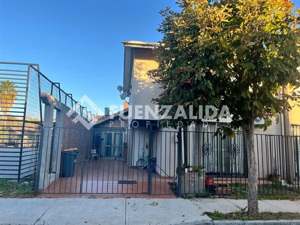 Casa en venta de 3 dorm. en Maipú
