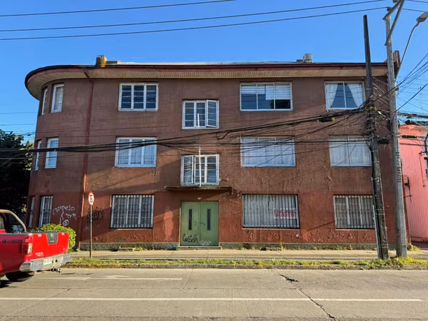 Vendo Edificio, excelente ubicación en plano centro de Valdivia.