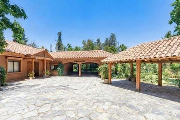 En Pirque casa y parcela en venta (158803)