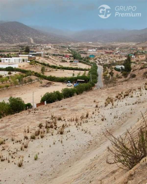 Venta parcela con vista panorámica en Fundo Hinojal