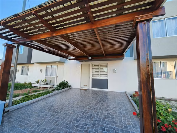 Casa en venta en condominio sector La Florida La Serena