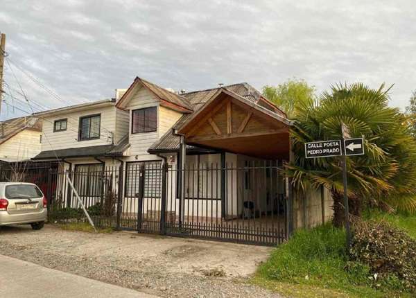 Bonita casa en venta a pasos de Colegio Alborada.