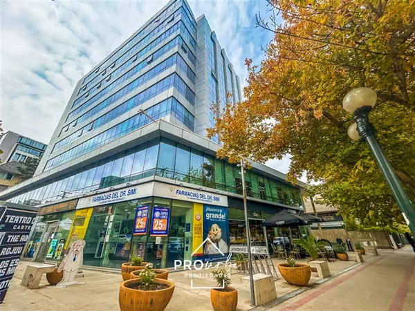 Oficina en venta en Providencia, Metro Colón.