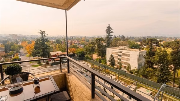 Departamento en venta de 4 dorm. en La Reina