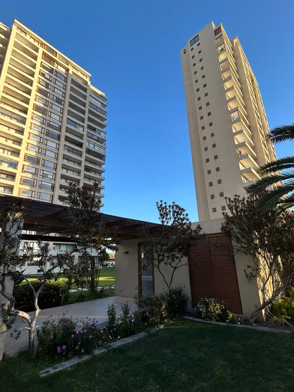 Arriendo dpto 3d/2b 100m2 Av del Mar sector Enjoy cOQUIMBO