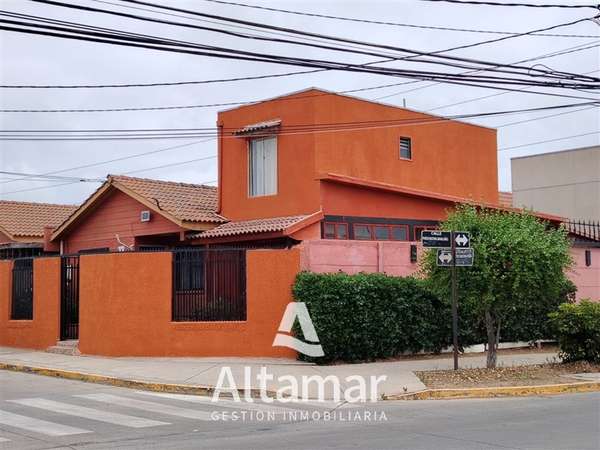 CASA Victor Taborga con Magallanes