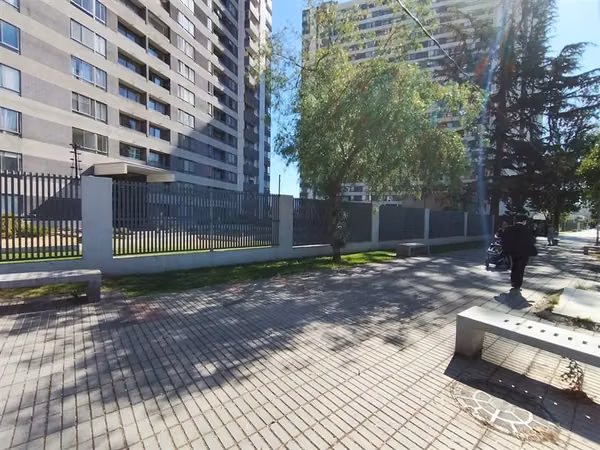 Departamento en arriendo de 3 dorm. en San Miguel