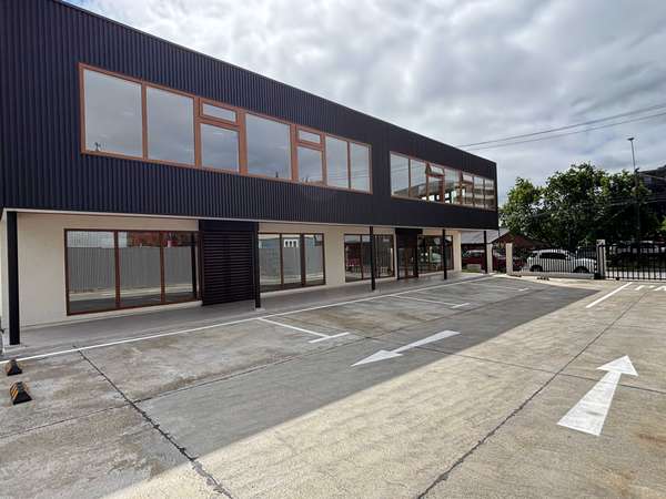 Gran local en arriendo en Puerto Varas (160011)