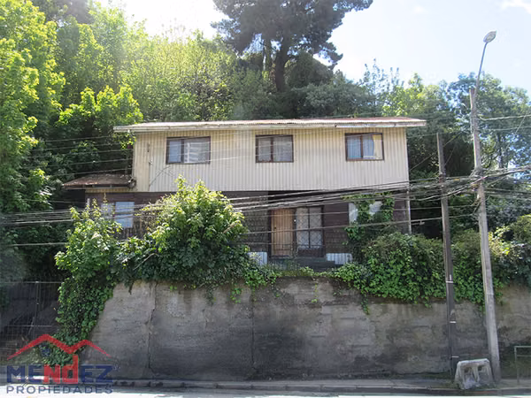Se vende amplia casa ideal para inversión en pleno centro de Puerto Montt