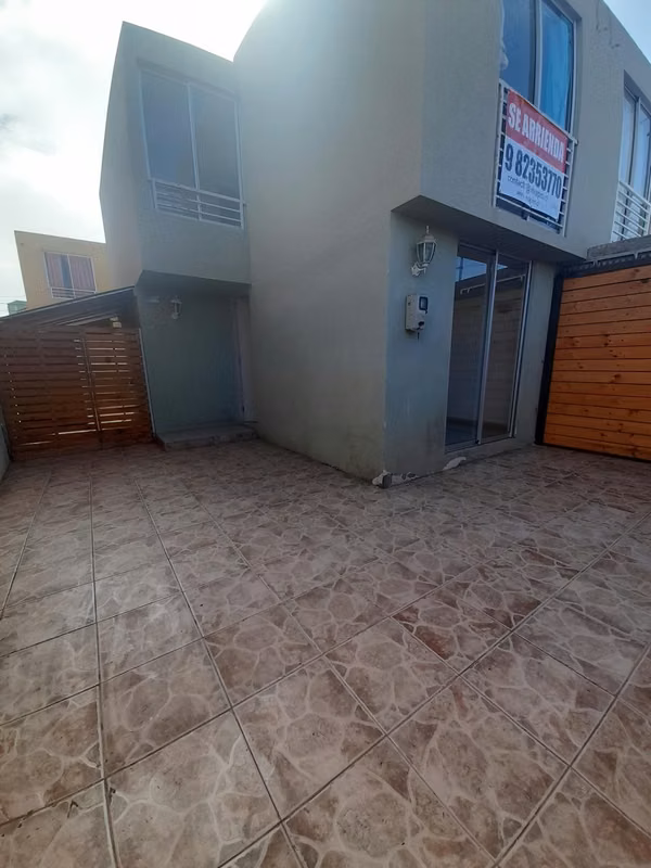 CASA ALTOS DEL SUR A.HOSPICIO /3D+2B/ UF 3.100