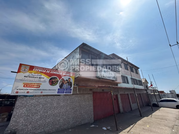 VENDE CASA COMERCIAL - CALLE EL ROBLE, SECTOR NORTE
