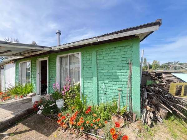 vendo parcela de 5000m2 con casa en yumbel