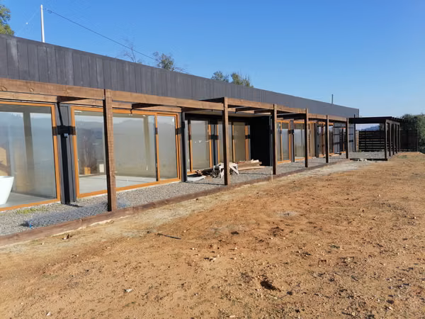 PARCELA CON CASA NUEVA  , HACIENDA LO OROZCO