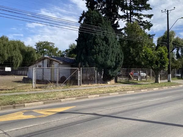 AMPLIO TERRENO EN ZONA COMERCIAL DE LAUTARO