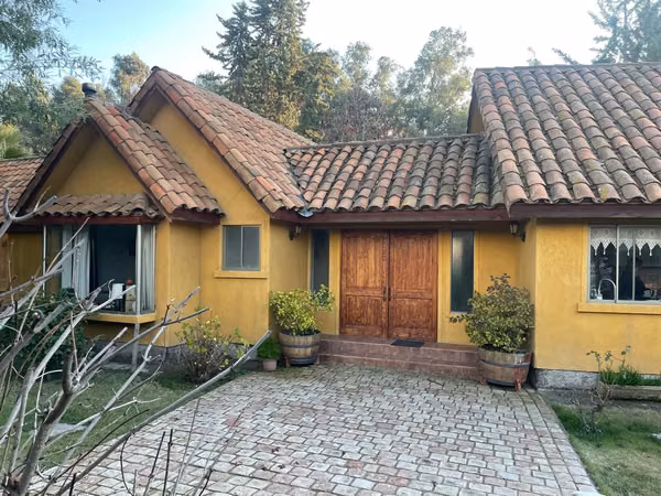 VENTA CASA CHILENA EN CONDOMINIO LOS TILOS BUIN  3D 3B
