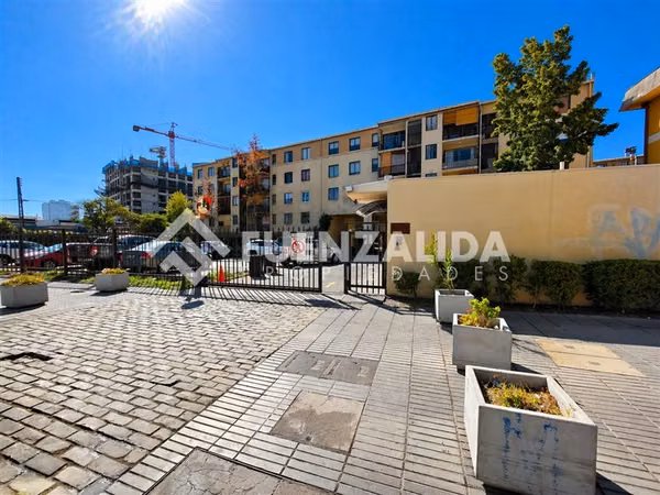 Departamento en venta de 2 dorm/2 Baños . en Independencia