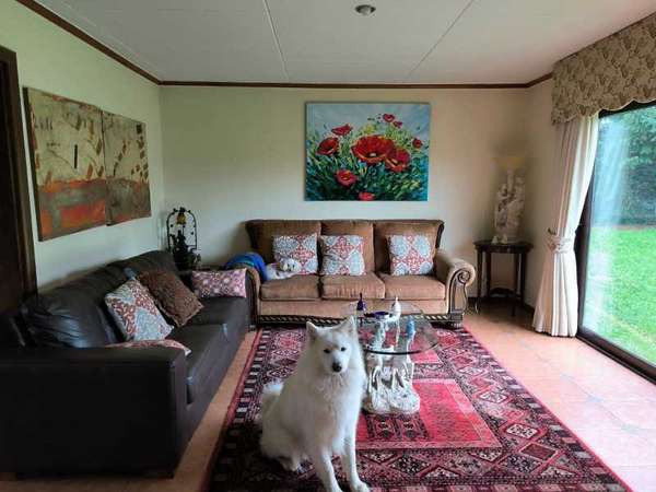 5 D+4B en condominio, 5000 mts (160506)