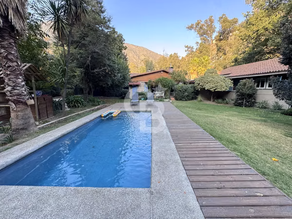 Espectacular Casa sector Arrayan