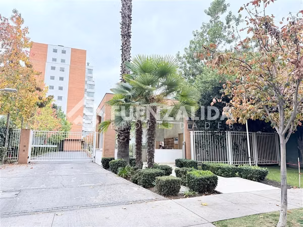 140 m2 en total 4D 3B 2E 1B. En Providencia