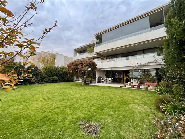 Exclusivo departamento en venta de 4 dorm. en Las Condes