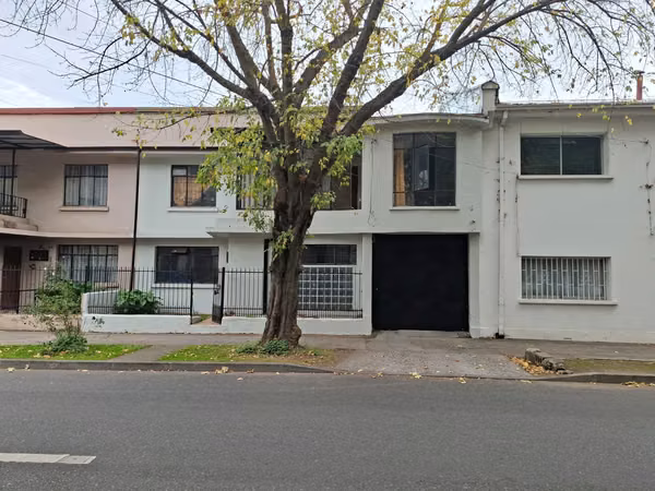 EN ARRIENDO CENTRICA PROPIEDAD EN CHILLAN