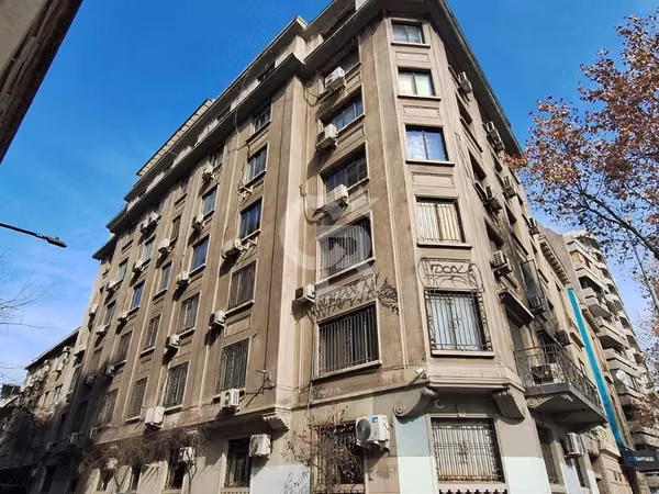 Oficina en Edificio clásico con Excelente Ubicación.CBG