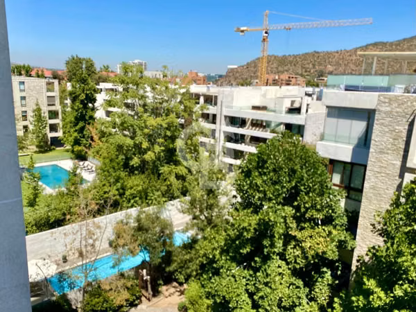 Moderno Departamento La Dehesa Central, Los Alerces