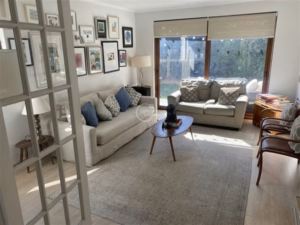 Casa en venta, condominio,4 dormitorios, Huinganal bajo.