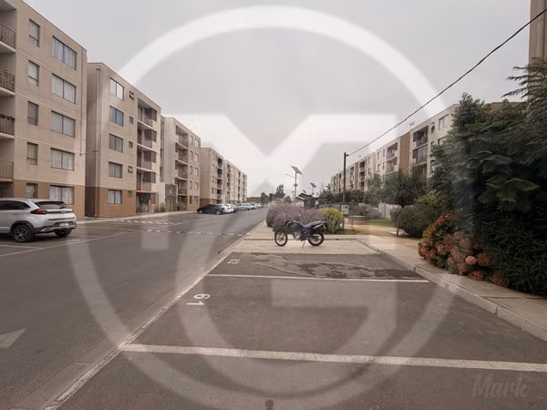 Arriendo espacioso departamento incluye Gc (161550)