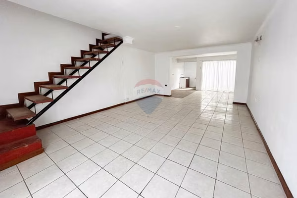 Casa en venta con ubicación estratégica