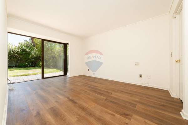 Gran casa en condominio -amplio jardín