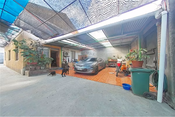 Uso mixto bodega- comercial- residencial