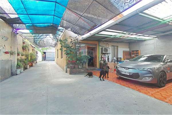 Uso mixto bodega- comercial- residencial