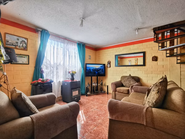 CASA EN VENTA 3D 1B ESTAC PATIO TECHADO  QUILICURA