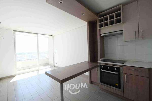 Departamento en Avenida María Rozas Velásquez