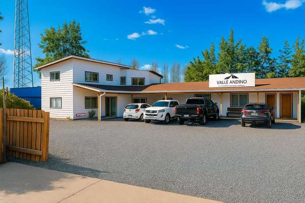 ARRIENDO LOCALES COMERCIALES EN CHICUREO