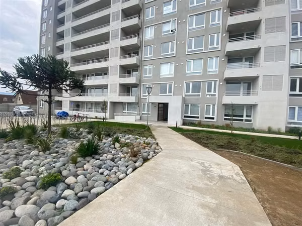 Departamento en arriendo de 2 dorm. 2 baños frente a UTAL