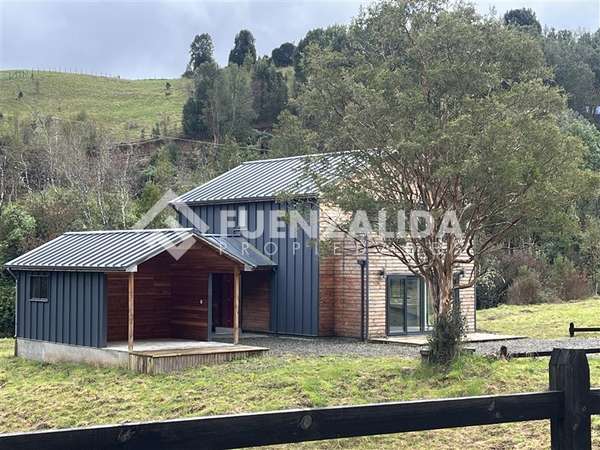 Arrendamos casa nueva en condominio de Nueva Braunau
