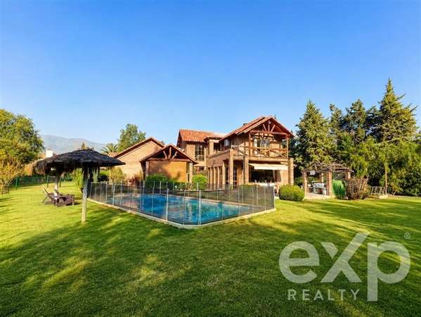 Casa en Piedra Roja con 5.000 m de terreno