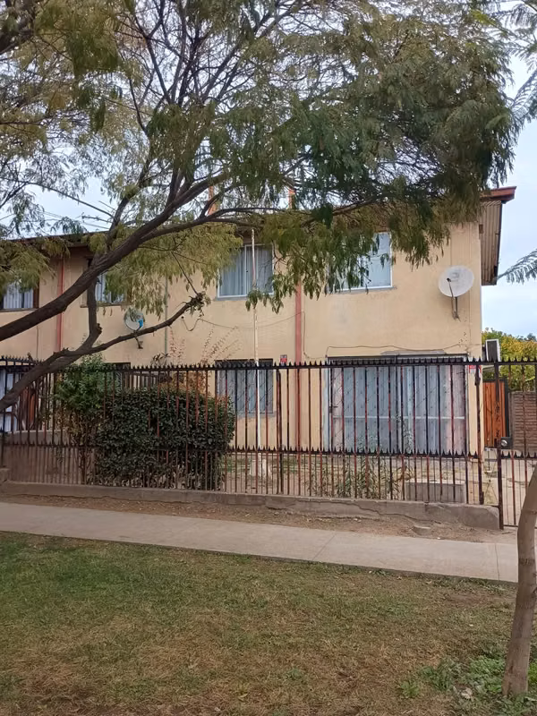 Propiedad en Venta con Excelente Potencial Comercial y Habitacional – Avenida República de Chile