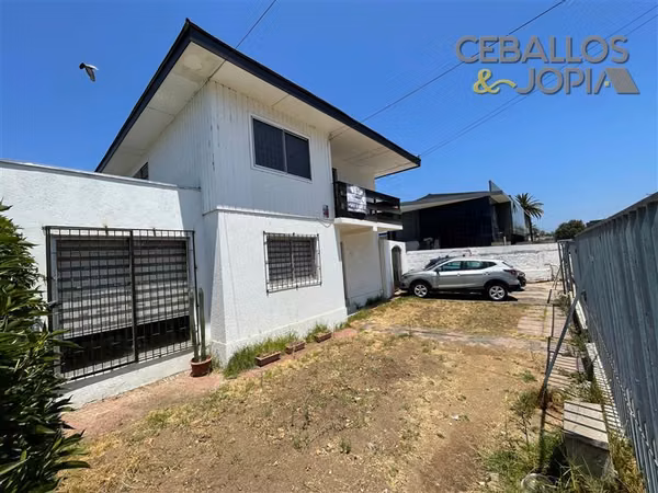 Casa en venta de 4 dorm. en Quilpué